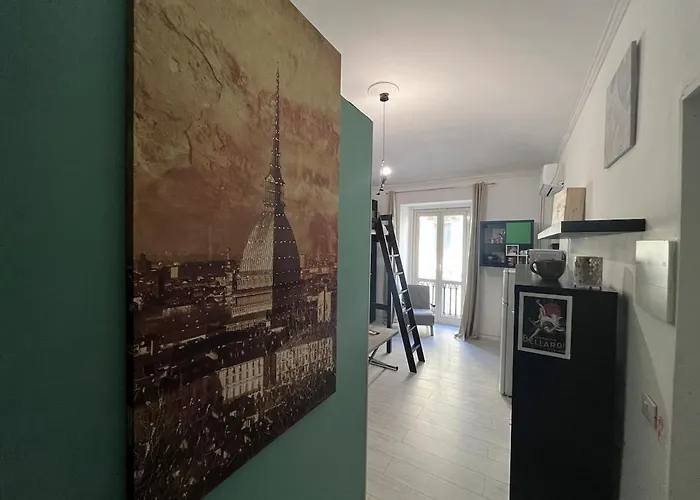 Mole Antonelliana - Giardini Reali - Centro - C1 Turin